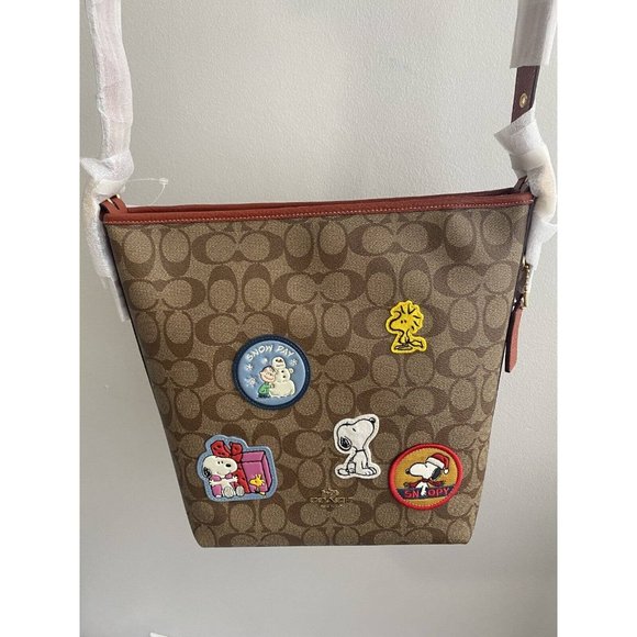 COACH PEANUTS VAL Duffle Signature Canvas Snoopy Winter Patches CF293 NWT - Picture 3 of 6
